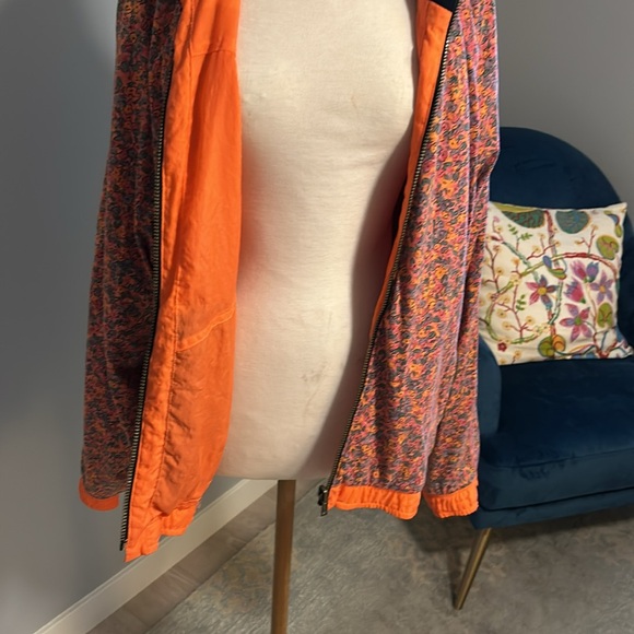 Men's Reversible Jacket - Picture 9 of 9